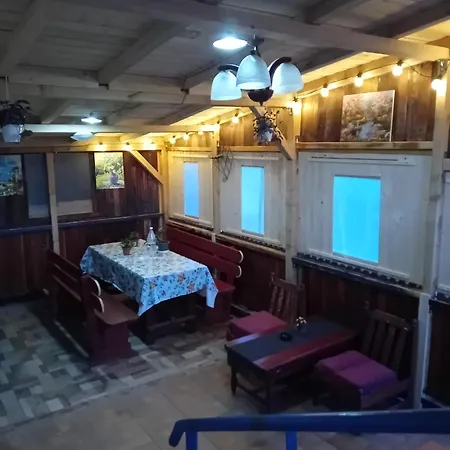 Casa Victor Проживание в семье Эфорие Норд